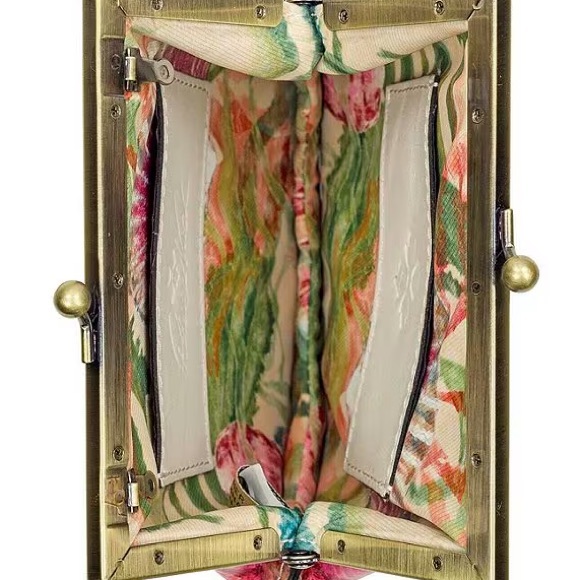 Patricia Nash Marasusa Seashell Frame Crossbody Bag, NWT - Picture 8 of 10